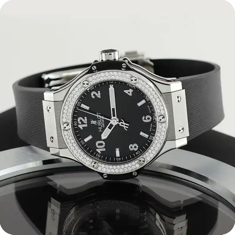 ساعت مچی هابلوت زنانه دور نگین Hublot 04.webp